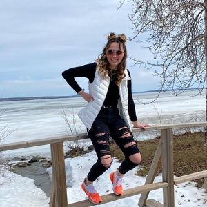 Meet your Posher, Danielle